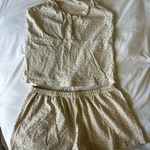 Brandy Melville Cream Floral Print Matching Pajama Set